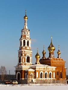 Храм в честь Архангела Михаила в с. Красное