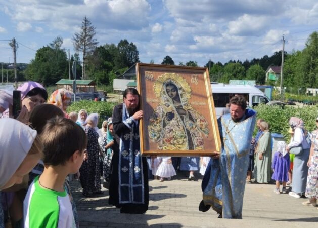 16-17 июля крестный ход с Калужской иконой Божией Матери посетил Боровский район
