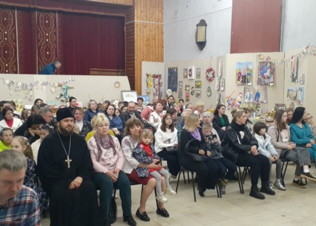 Выставка детских работ, посвящённых празднику Пасхи Христовой прошла в Боровске